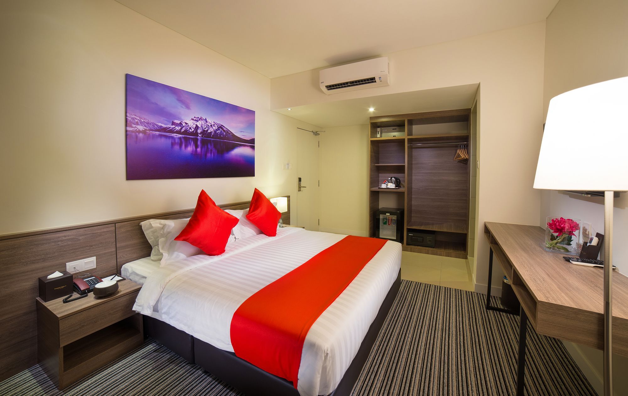 Riccarton Capsule Hotel Kuala Lumpur Exteriör bild