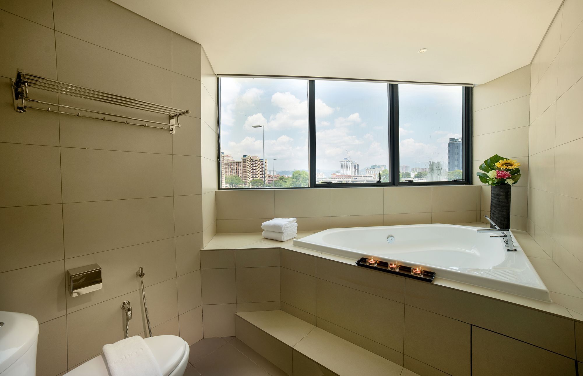 Riccarton Capsule Hotel Kuala Lumpur Exteriör bild